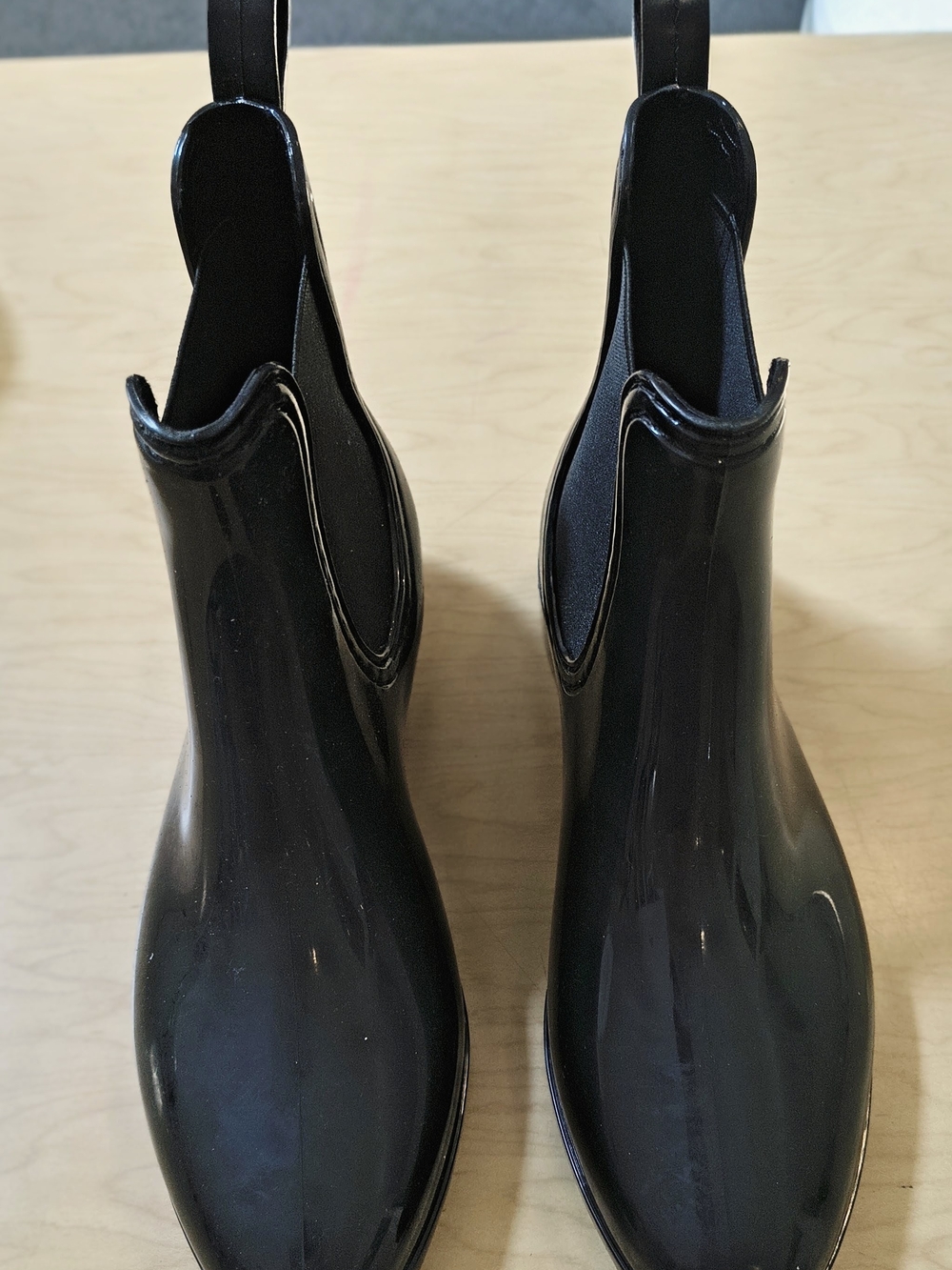Report Black Women's Boots Size 10